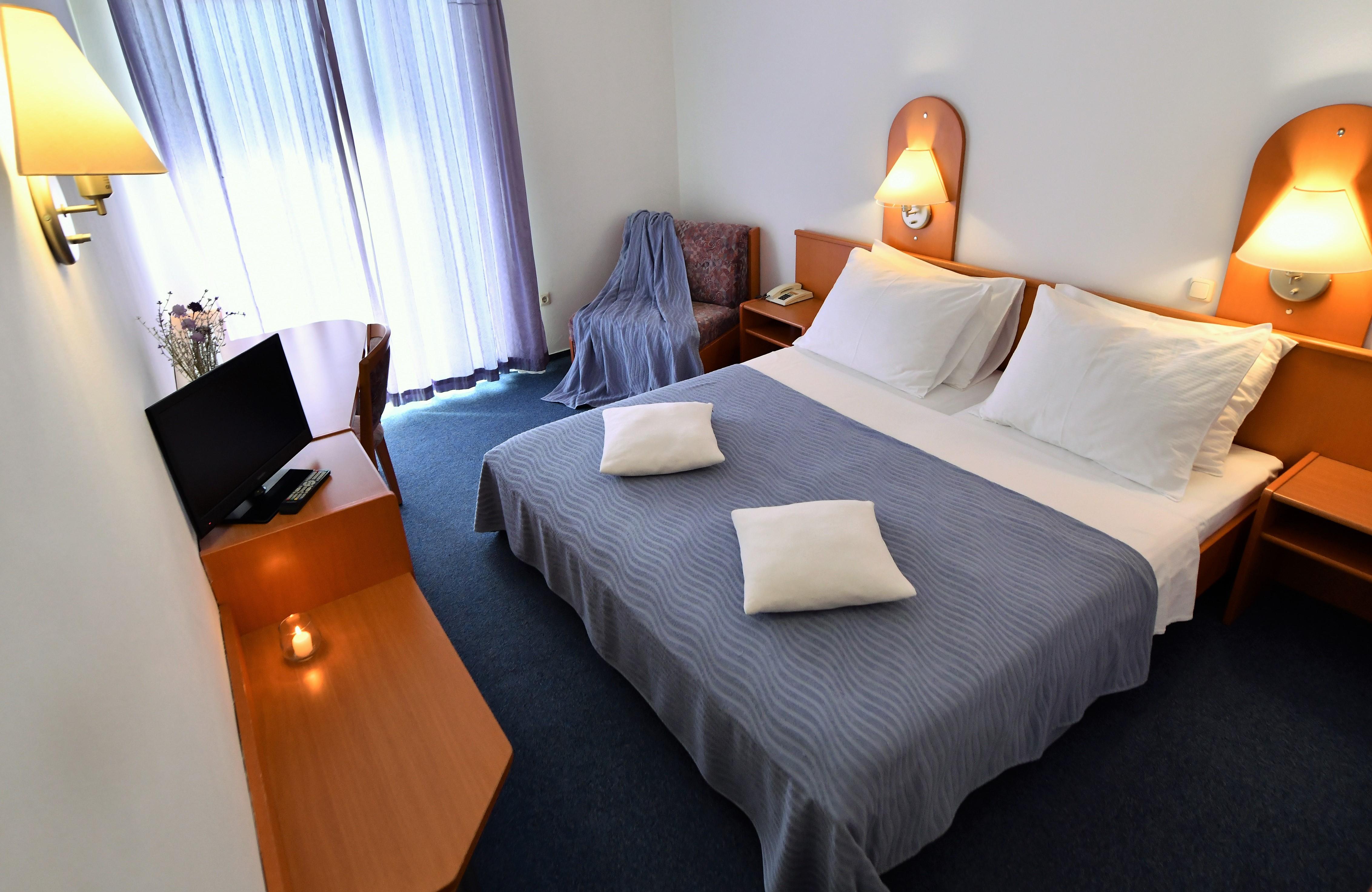 Hotel Alkar Sinj Dış mekan fotoğraf
