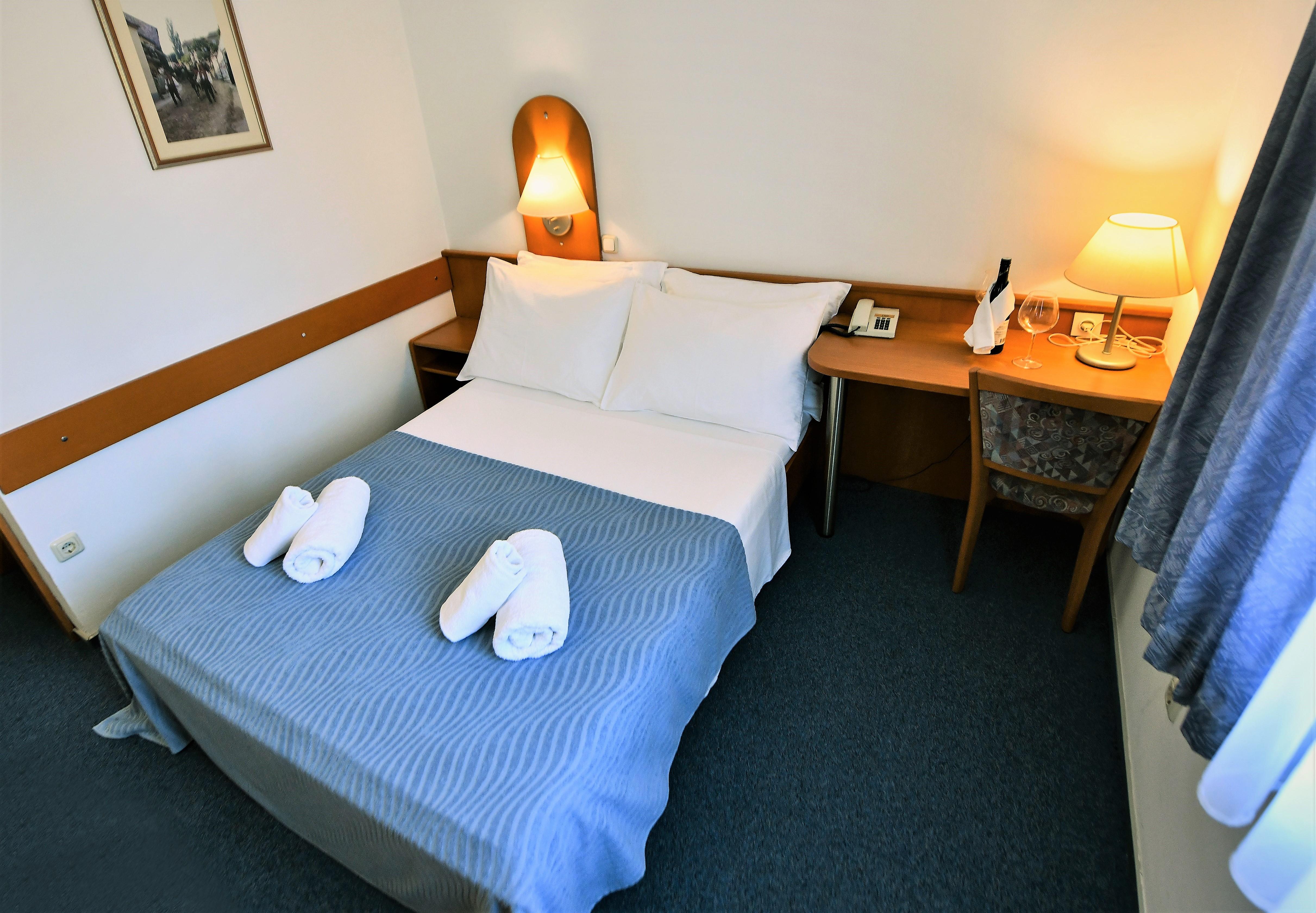 Hotel Alkar Sinj Dış mekan fotoğraf