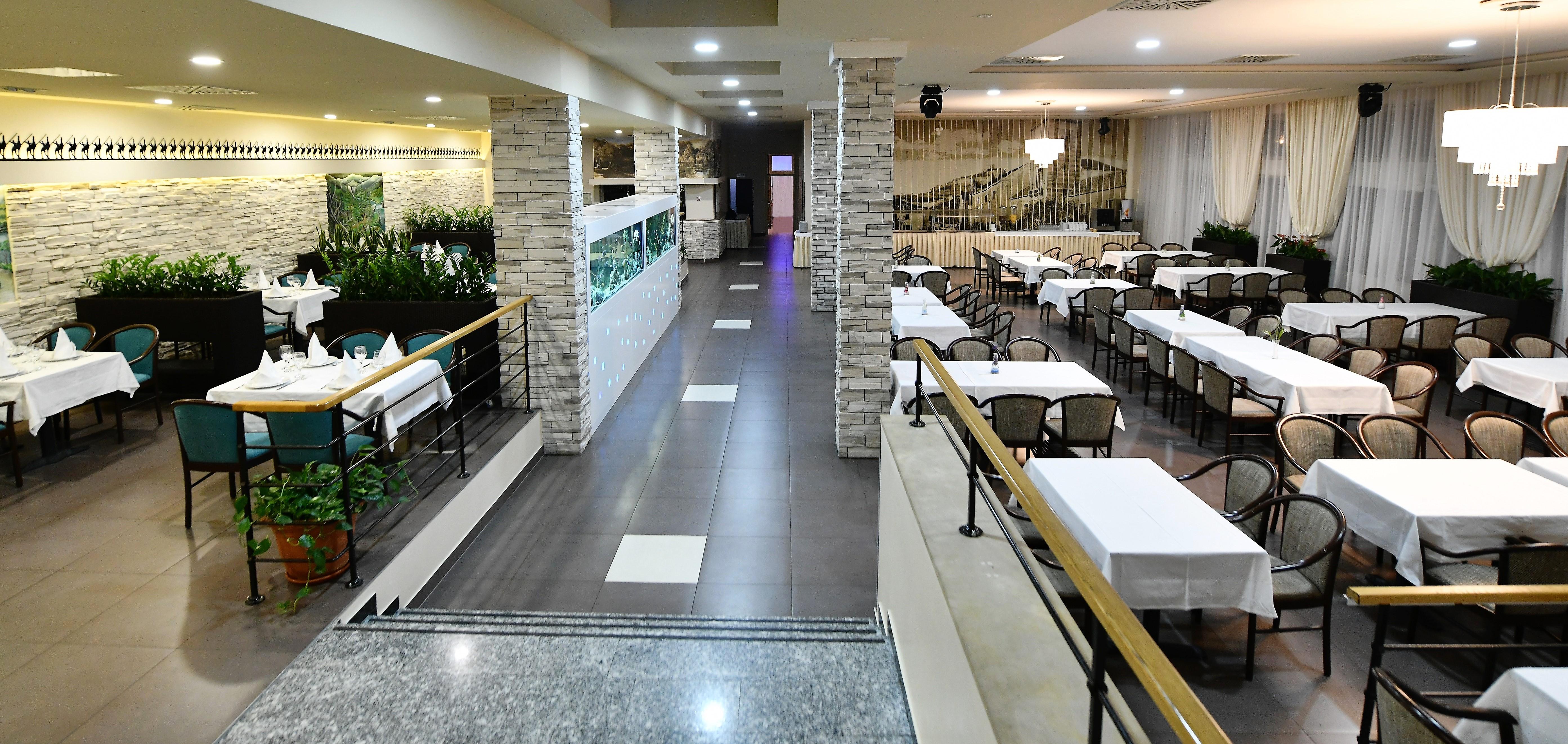 Hotel Alkar Sinj Dış mekan fotoğraf